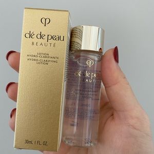 Cle de Peau Hydro-Clarifying Lotion